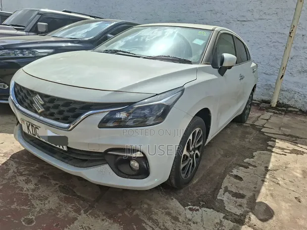 Suzuki Baleno 2023 White - 1