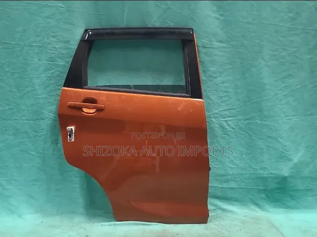 Nissan Dayz B21W Right Door Assembly - 1