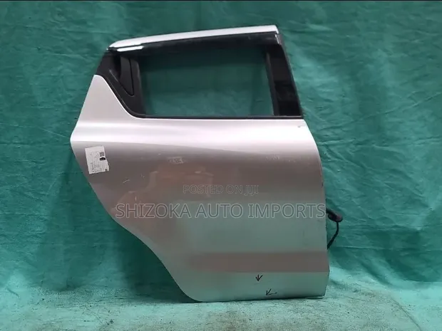 Suzuki Swift Right Door Assembly (2017) - 1