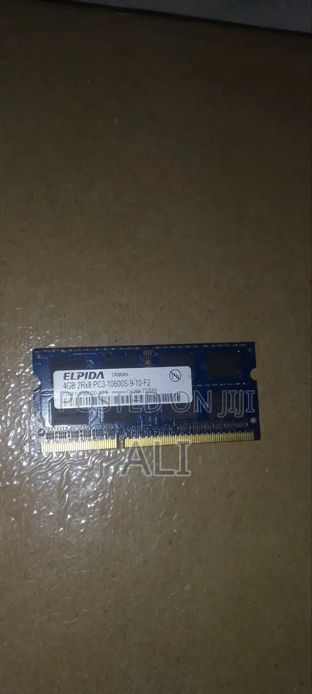 Elpida 4GB DDR3L SODIMM Laptop RAM - 1