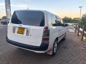 Toyota Succeed 2006 Nyeupe