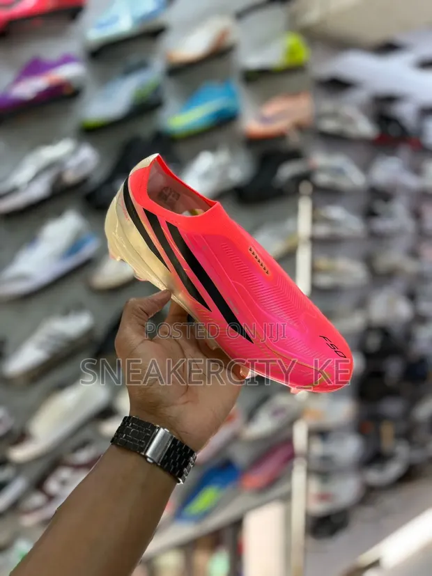 Viatu vya Mpira wa Adidas F50 Hyperfast Kombe la Dunia 2026 - 1
