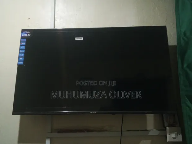 Vitron 43" Smart TV - 1