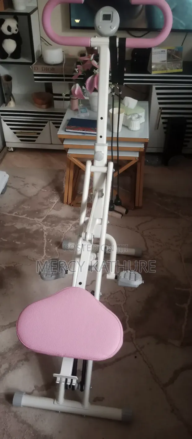 3G Cardio Squat Machine - 1