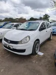 Nissan Advan 2010 Nyeupe - 1