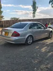 Mercedes-Benz 280E 2010 Nyeupe - 2
