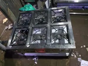 Jiko la Gesi la Burner 6 la Premium - Chuma cha Kutuo