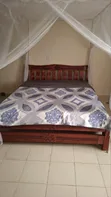 Kitanda cha 5x6 na Godoro Karibu Mpya - 2