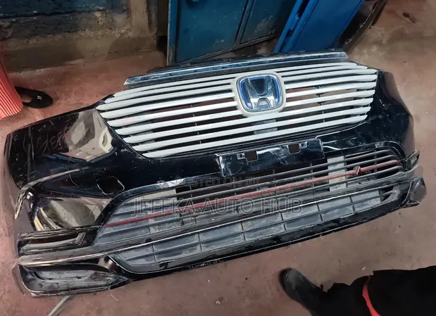 Honda Vezel 2020 Bampa ya Mbele - 1