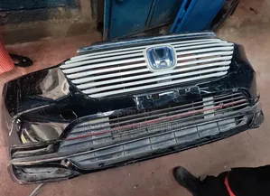Honda Vezel 2020 Bampa ya Mbele