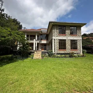 Townhouse/Terrace ya Vyumba 5 Mtaa wa Karen, Hardy - Pangishwa
