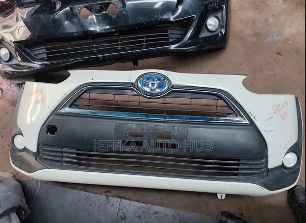 Toyota Sienta 2015 Front Bumper (Refurbished) - 1