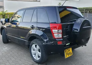 Suzuki Escudo 2010 Black