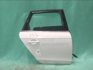 Mlango wa Kulia wa Audi A4 Avant 8KCDN F (Uliotumika)