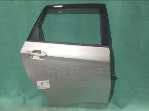 Toyota Ractis NCP120 Right Door Assembly (2011)