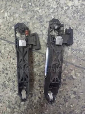 Vifuniko vya Milango vya Chrome vya Toyota Axio/Hilux/Premio