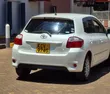 Toyota Auris 2012 Nyeupe - 4
