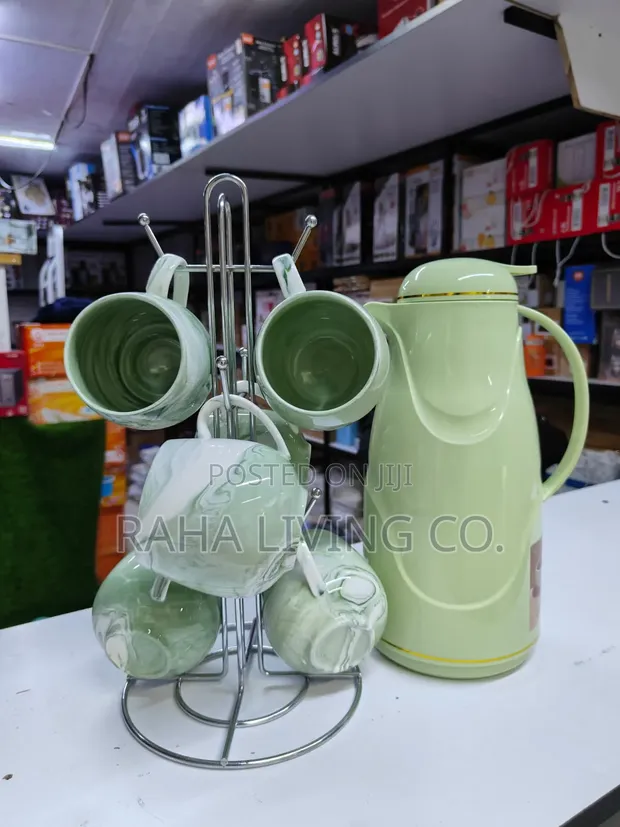 7pc Green Breakfast Set | 1.6L Flask + 6 Mugs - 1