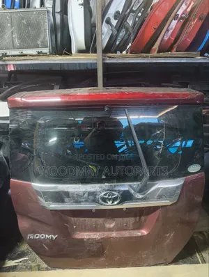 Boot ya Toyota Roomy