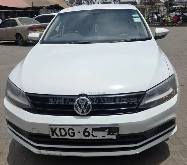 Volkswagen Jetta 2015 Nyeupe - 1