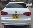 Volkswagen Jetta 2015 Nyeupe - 2