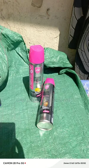 650ml Flamingo Polish for Surface Wet Look Gloss & Sun Defense