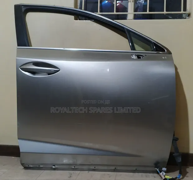 Mlango wa Mbele wa Kulia wa Lexus NX200/300t - 1