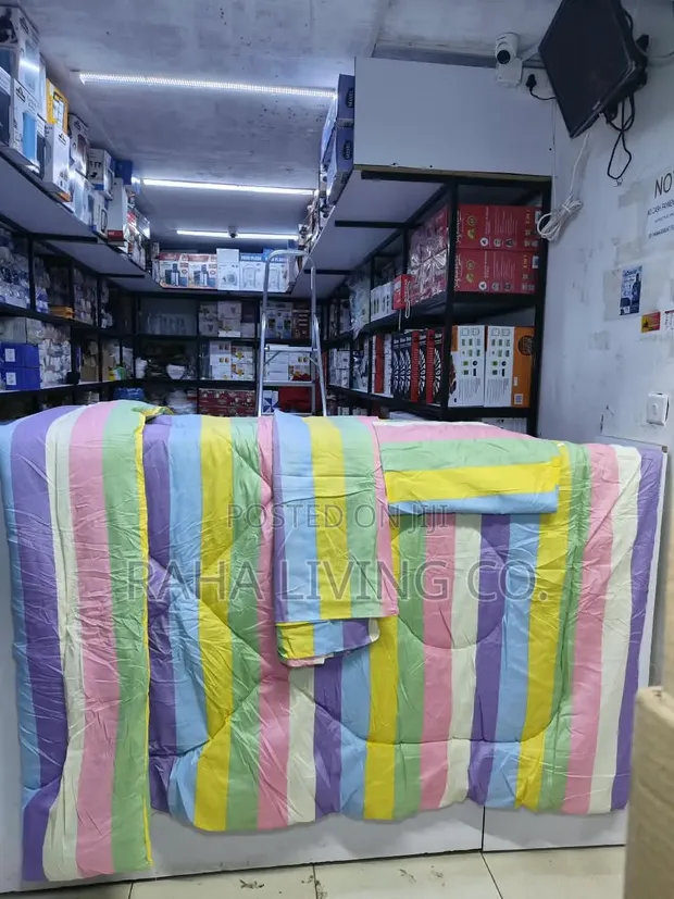 Seti ya Duvet ya Maua Isiyo na Uzi | 5x6 | Kifurushi Kamili cha Vipande 4 - 1