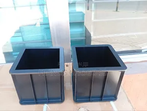 Heavy Duty Plastic Concrete Testing Cube Moulds