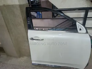 Mlango wa Mbele wa Kulia wa Toyota Harrier 2016 - Uliotumika