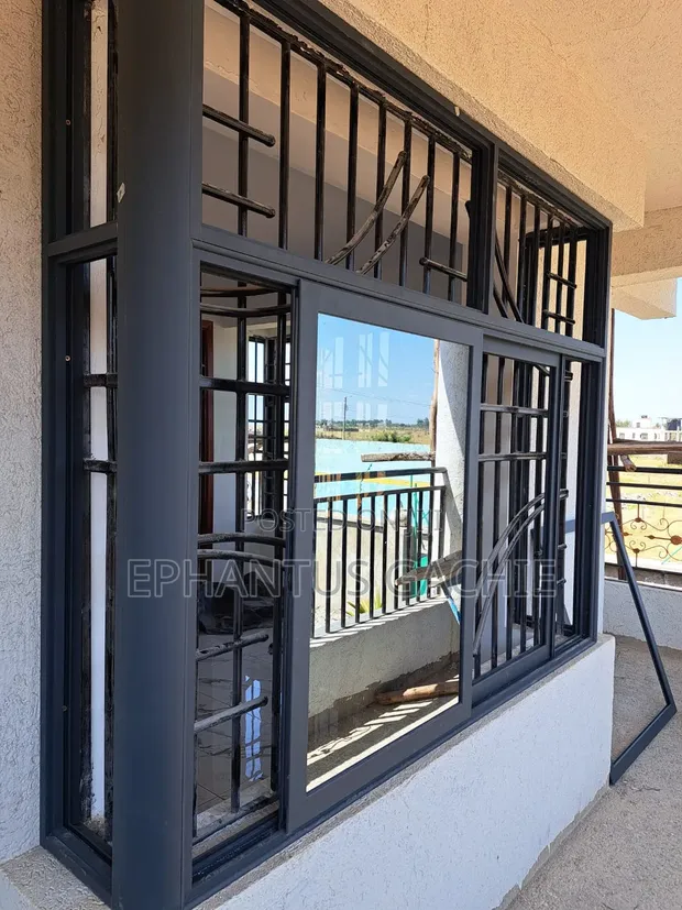 Architectural Glass Supply & Installation - 1