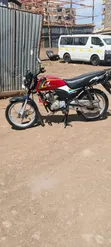 Honda CB 125 2023 Red - 3