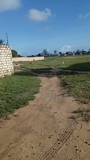 1 Acre Land for Sale in Shanzu