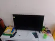 Vitron 32-Inch Smart TV - 2