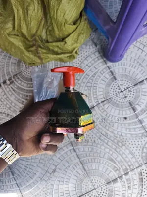 24V Battery Isolator Cut-Off Switch yenye Key Inayoweza Kuondolewa