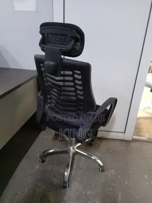 Kiti cha Ofisi cha Ultra chenye Headrest