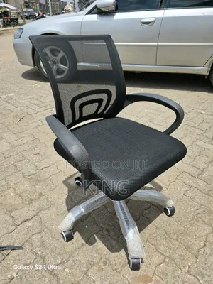 Boss Office Products Executive Office Chair - Brand New