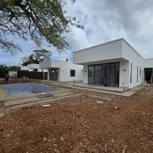 Nyumba ya Vyumba 3 Iliyo na Samani kwa Uuzaji Diani Galu