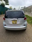 Toyota Ractis 2015 Silver - 3