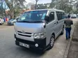 Toyota HiAce 2014 Nyeupe - 1