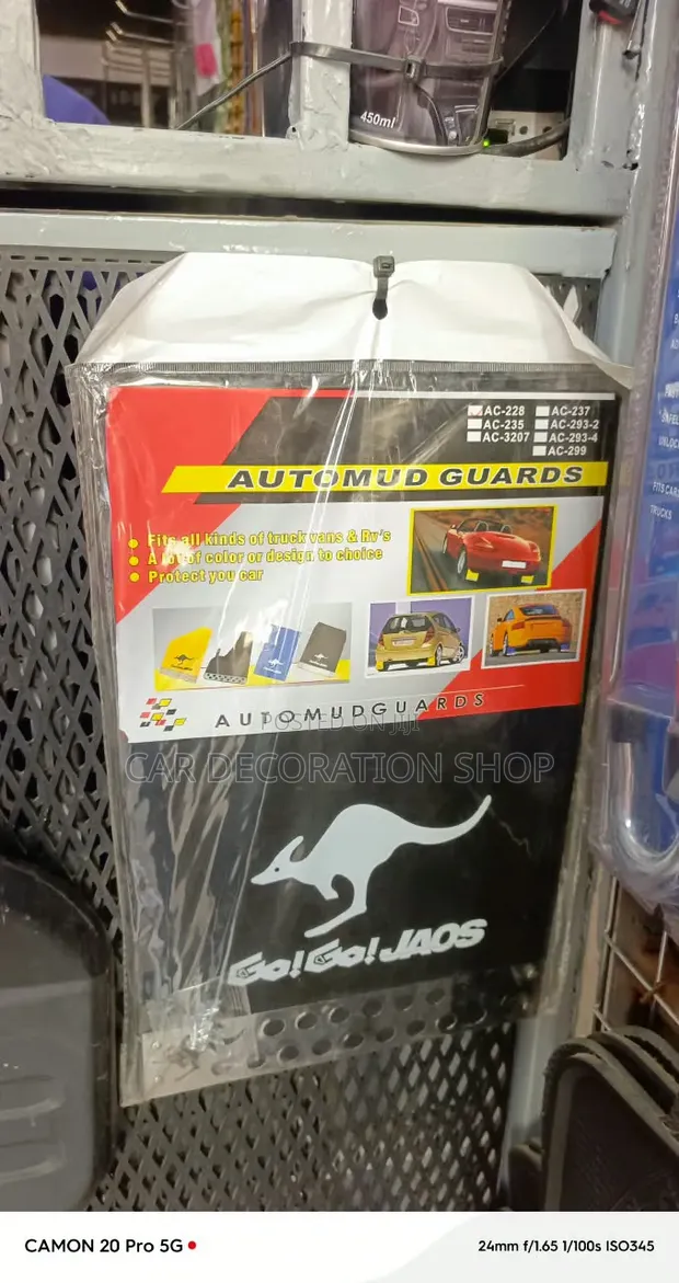4pcs Universal Fit Kangaroo Auto Mud Guards - 1