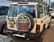 Toyota Land Cruiser 76 Series 2017 Nyeupe - 2