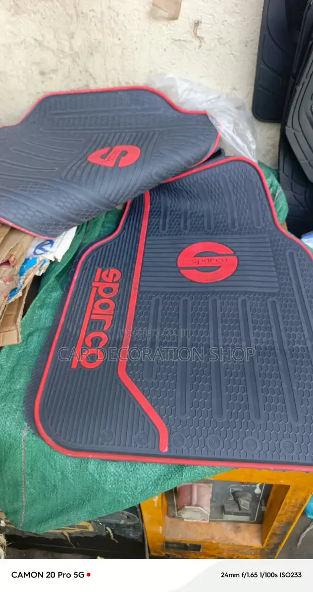 Heavy Duty Sparco 5pc All Weather Floor Mats - 1