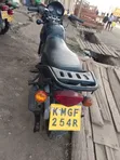 Bajaj Boxer 150 UG 2022 Nyeusi - 3