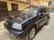 Suzuki Escudo 2002 Nyeusi - 2