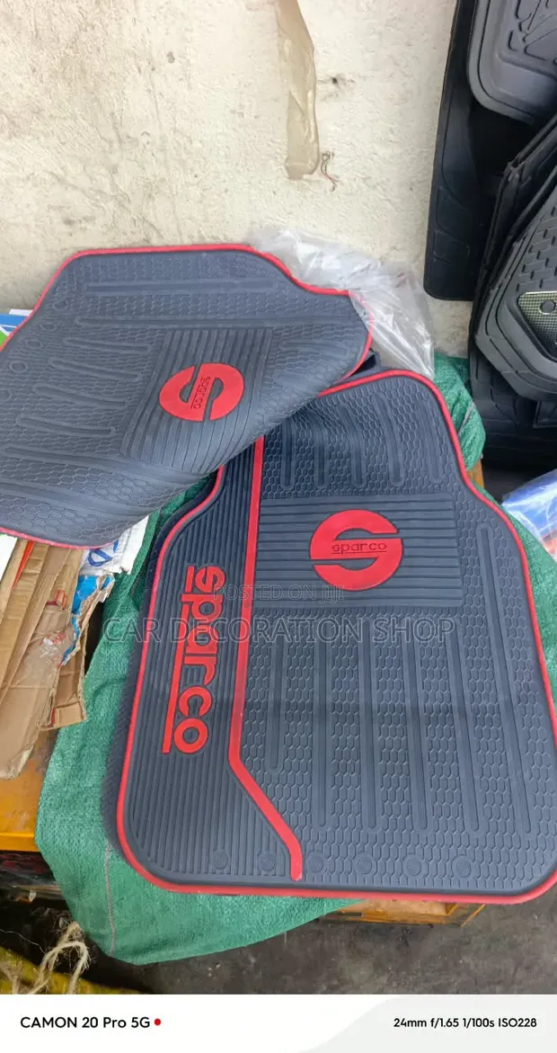 Sparco Universal Fit Floor Mats for 5-Seater Cars - 1