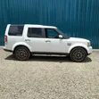 Land Rover Discovery 2010 White - 3