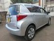 Toyota Ractis 2014 Nyeupe - 5
