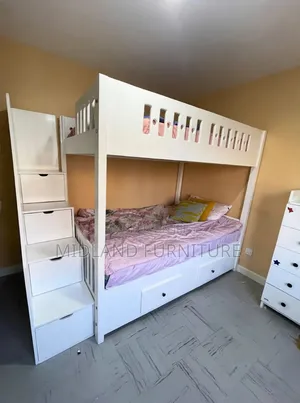 Kitanda cha Bunk cha BUILT chenye Staircase na Uhifadhi - Kwa Agizo