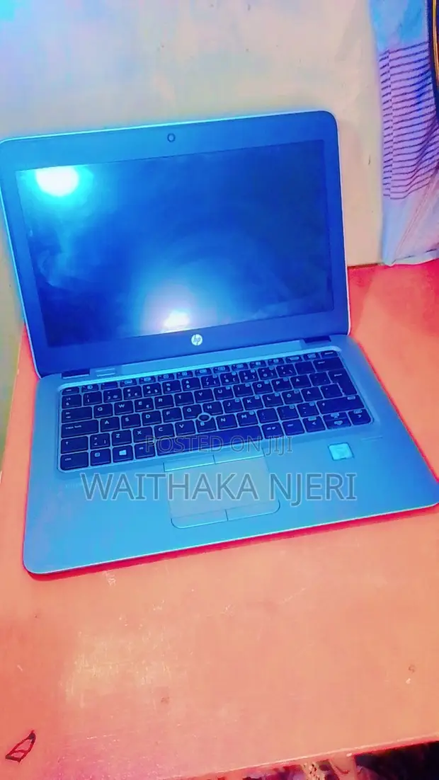HP EliteBook 820 G3 Laptop - Core i5, 8GB RAM, 256GB SSD - 1